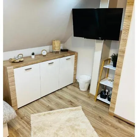 Pod Czeresnia. Apartament 2 Apartament Szczecin