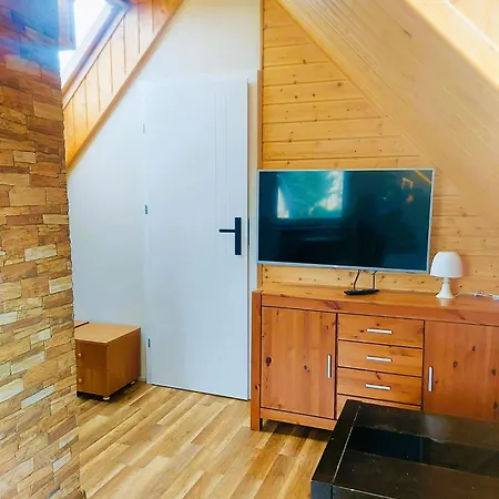 Pod Czeresnia. Apartament 2 *